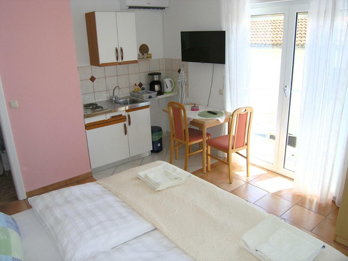Apartments Kristina كرك المظهر الخارجي الصورة